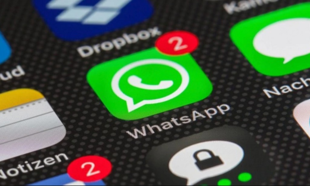 WhatsApp beta users are losing their old chats due to new a bug
