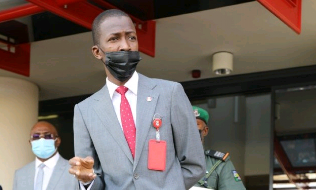 Nigeria Top Government Official Commits Suicide After Receiving Invitation From Economic And Financial Crimes Commission