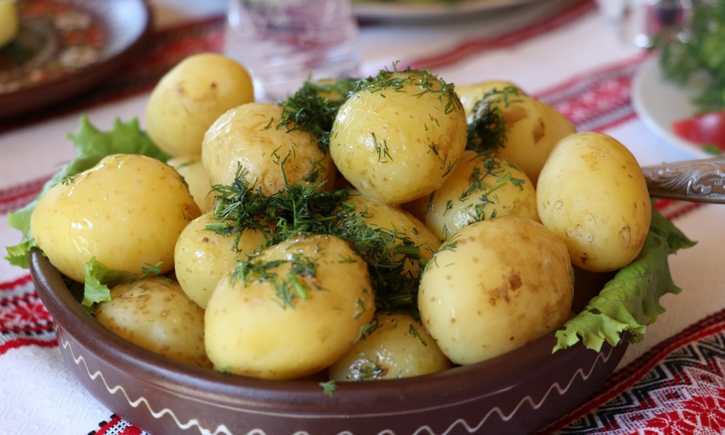 Recipe "Delicious and beautiful potatoes on the side"