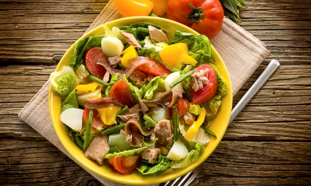 Salad Nicoise. History of the dish from Nice + recipe