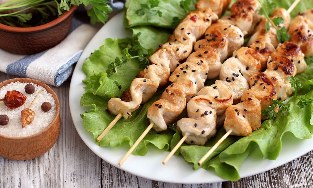 Chicken kebabs in the oven