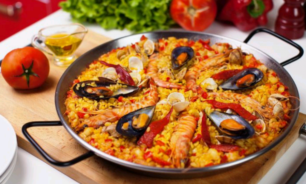 Paella: the mainstay of Spanish cuisine