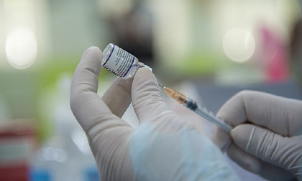 Immune response induced by three vaccines evaluated