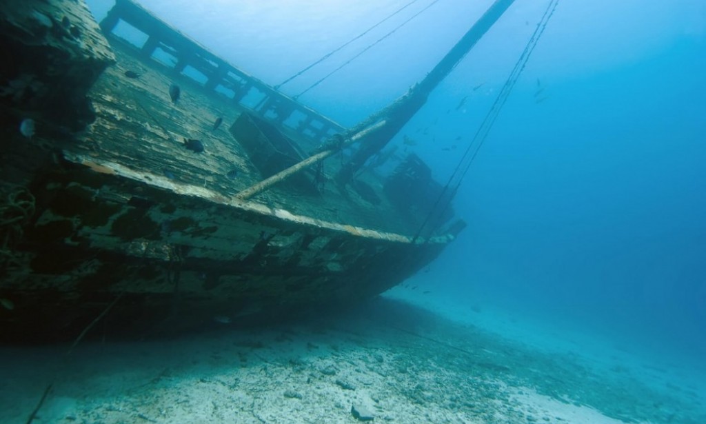 If wood is lighter than water, why did wooden ships sink?