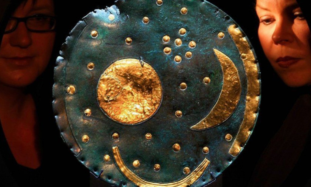 3,600 Year Old Ancient Disc Contains Heaven's Secret So Debate