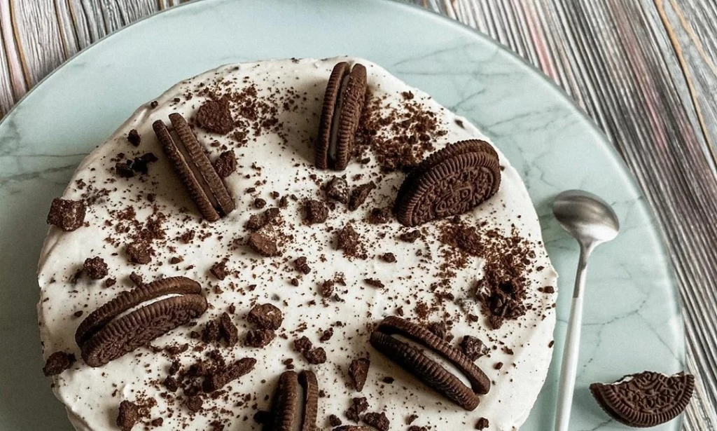 Chocolate chip cookie cheesecake!