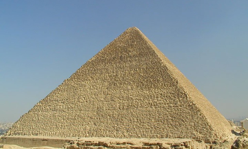 How much would it cost today to build the pyramid of Cheops?