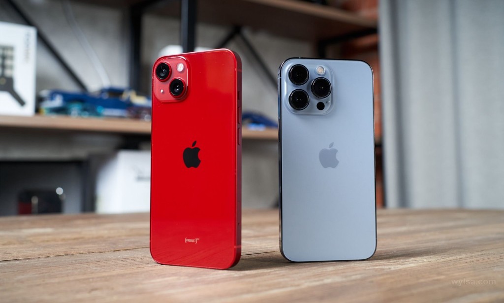Experience with the iPhone 13 and 13 Pro: Which is the better choice?