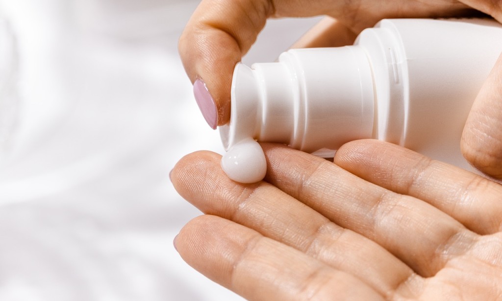 Sunscreen actually slows aging of skin